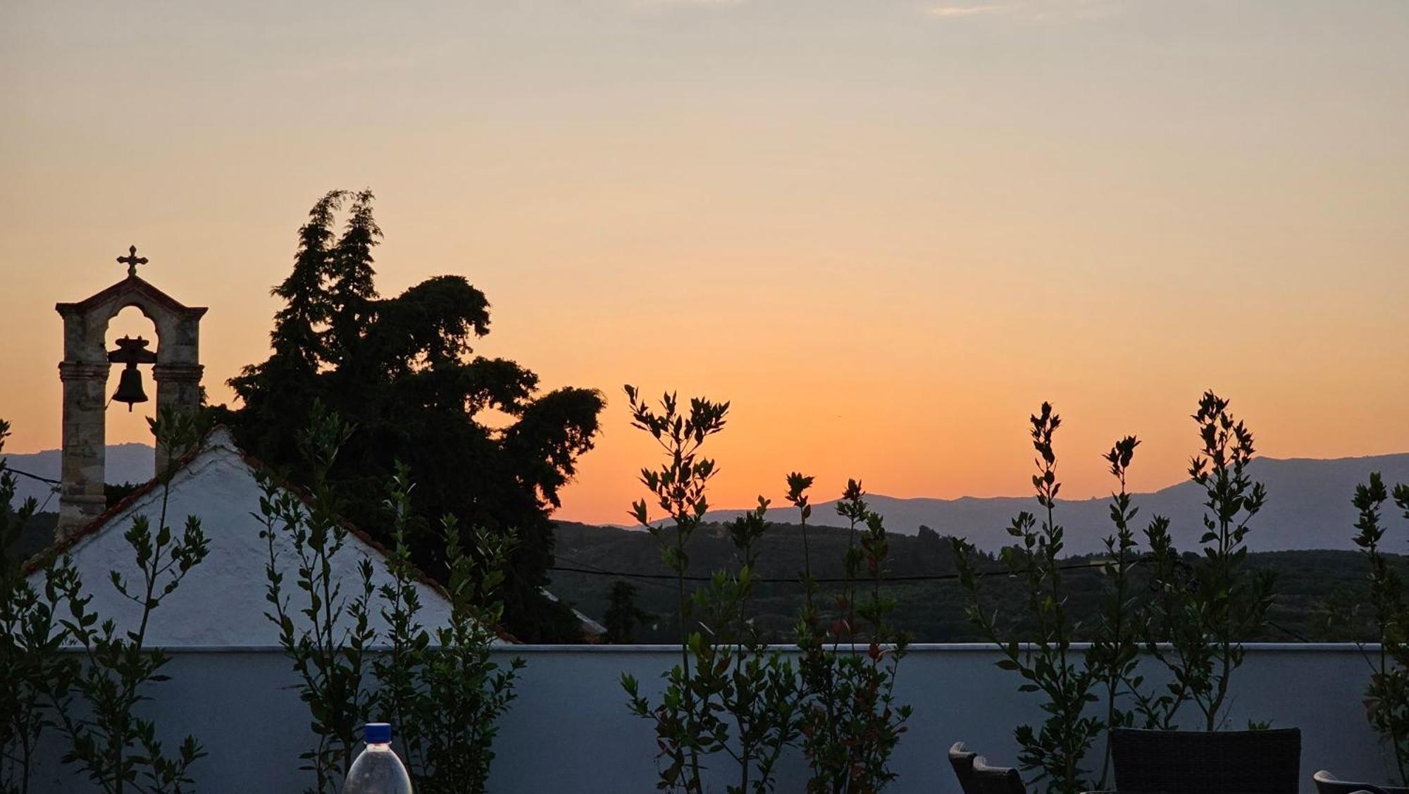 Villa Yolo Almirida المظهر الخارجي الصورة